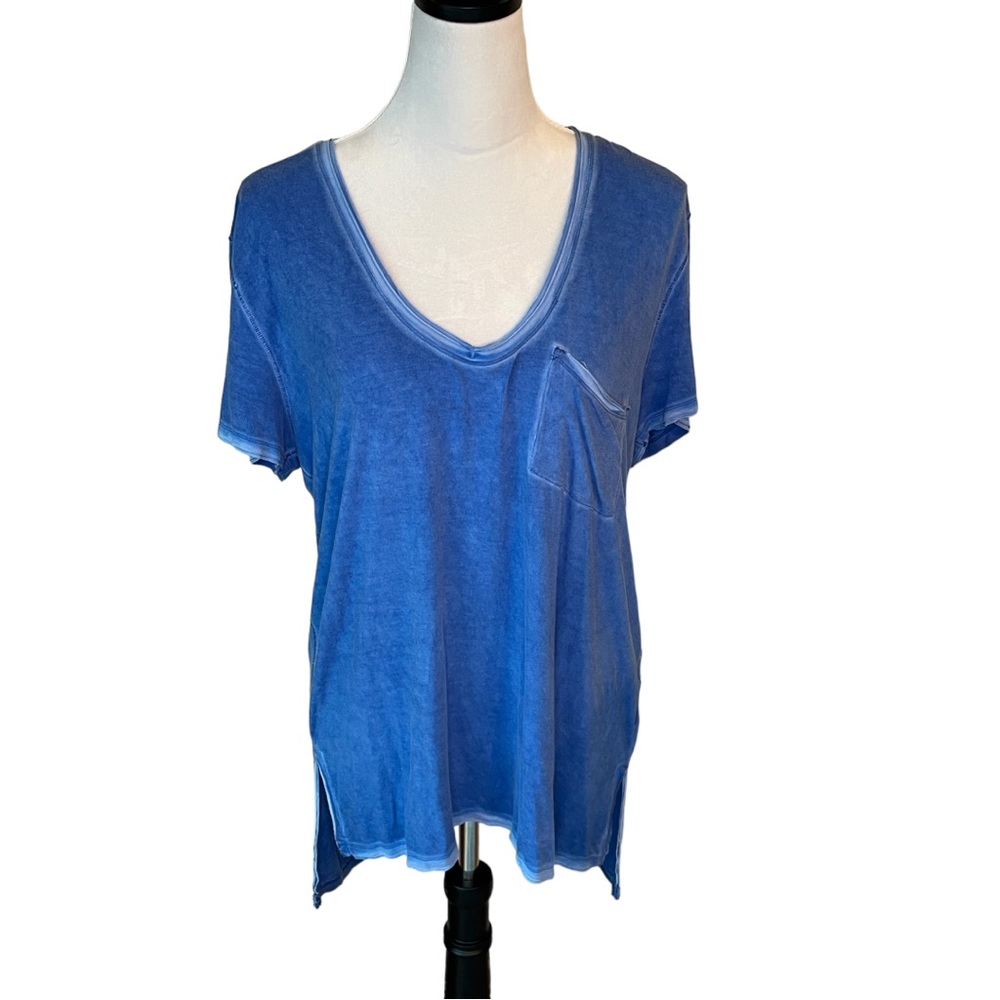 Free People women’s medium Rising Sun short sleeve t shirt in blue